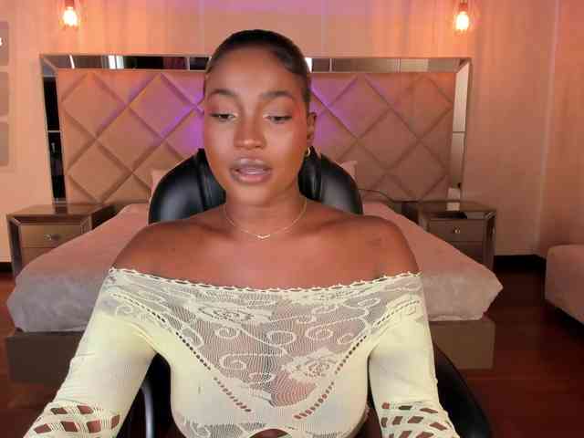 savannahstorm's live room