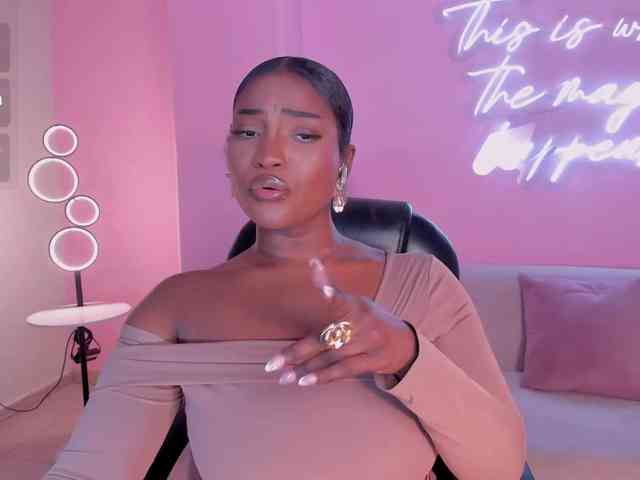 SavannahStorm webcam