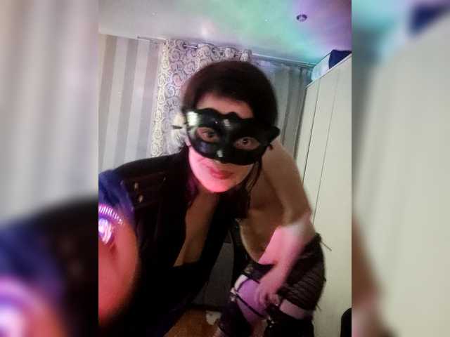 Dimon777777777-2's BongaCams show and profile