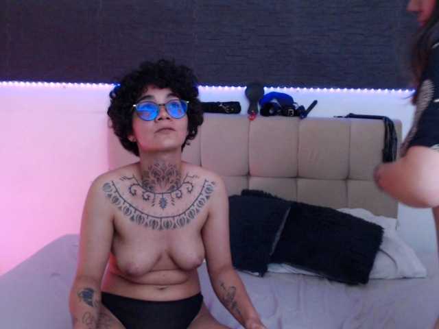 selene-ana live webcam show