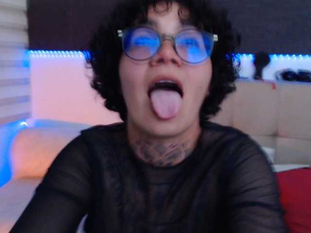 selene-ana live cam on BongaCams