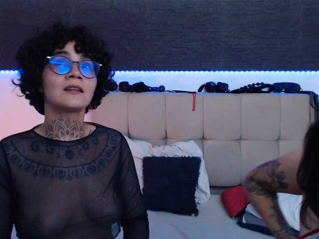 selene-ana live cam on BongaCams