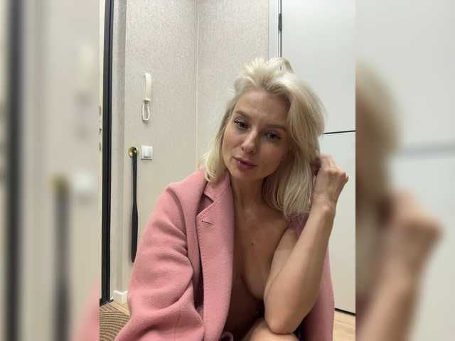 -Molly- live cam