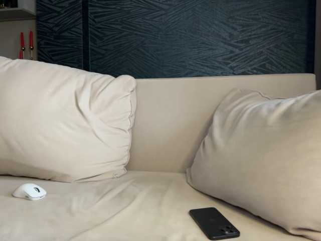 -Molly- live cam on BongaCams