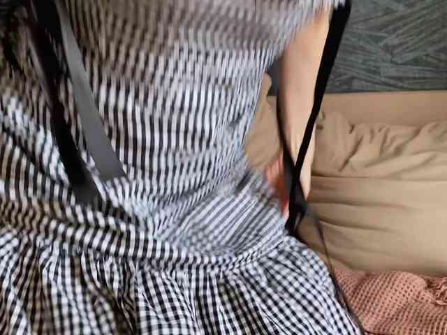 -Molly- webcam