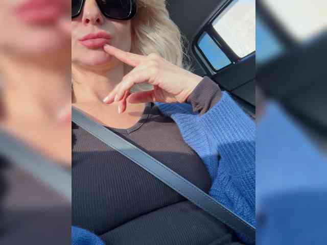 -Molly- Live Webcam on BongaCams