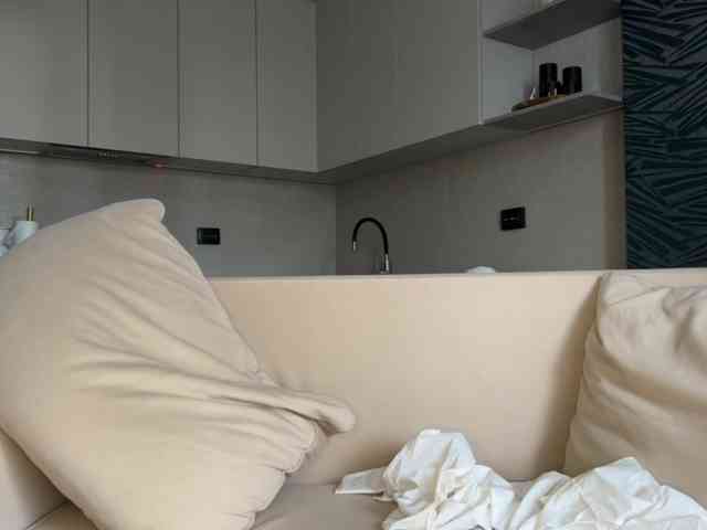 -Molly- webcam