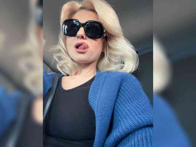 -Molly- Live Webcam on BongaCams