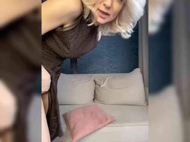 -Molly- Live Webcam on BongaCams