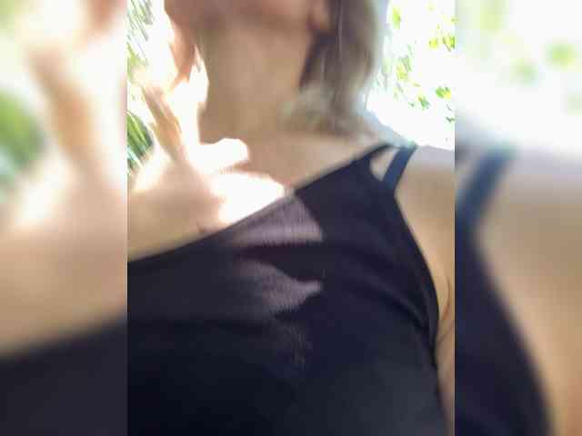 -Molly-