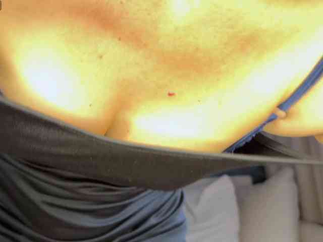 -Molly- webcam