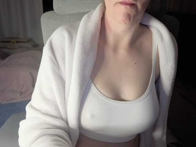 CreamyWoman