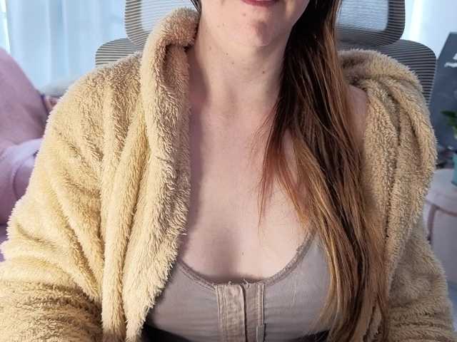 CreamyWoman