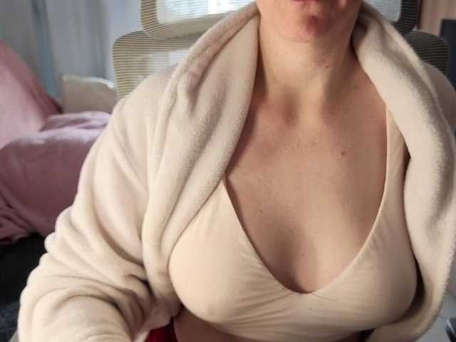 CreamyWoman