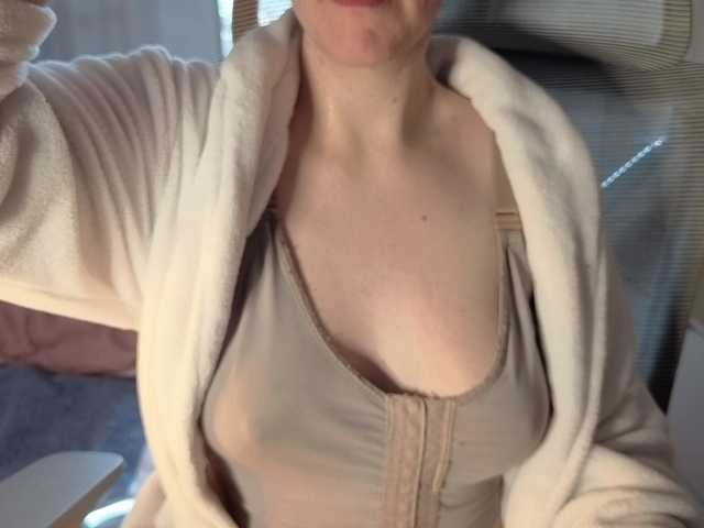 CreamyWoman Live-Cam auf BongaCams