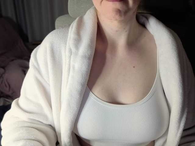 CreamyWoman