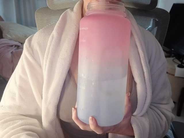 CreamyWoman
