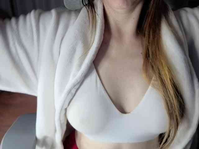 PassionateMommy webcam