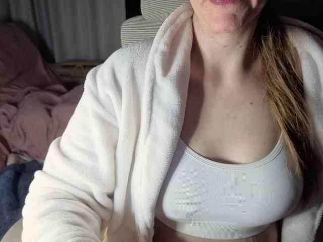 CreamyWoman