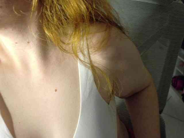 PassionateMommy webcam