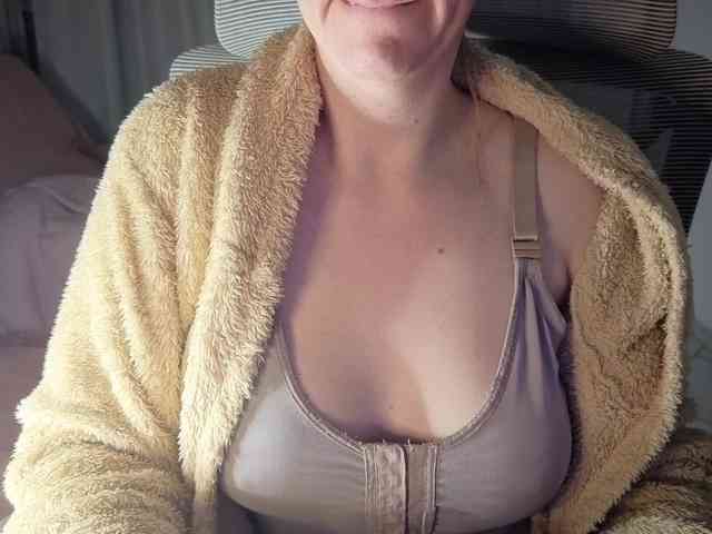 CreamyWoman CreamyWoman