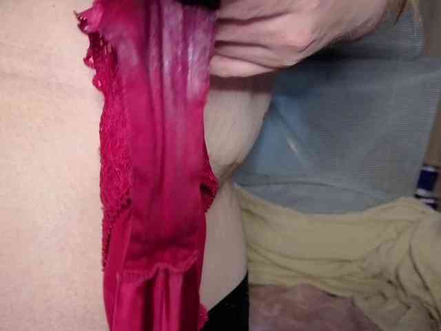 PassionateMommy webcam