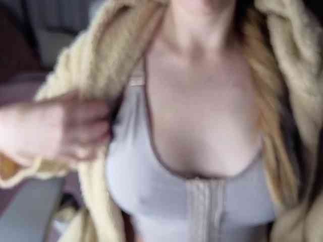 PassionateMommy webcam