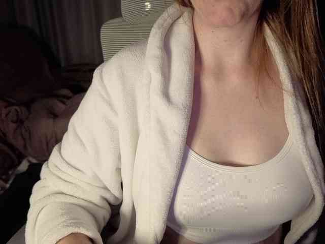 PassionateMommy webcam