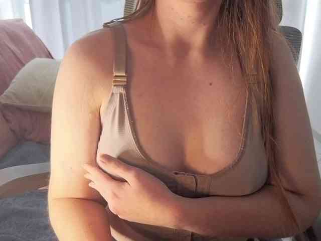 PassionateMommy webcam