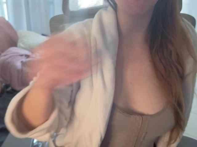 PassionateMommy webcam