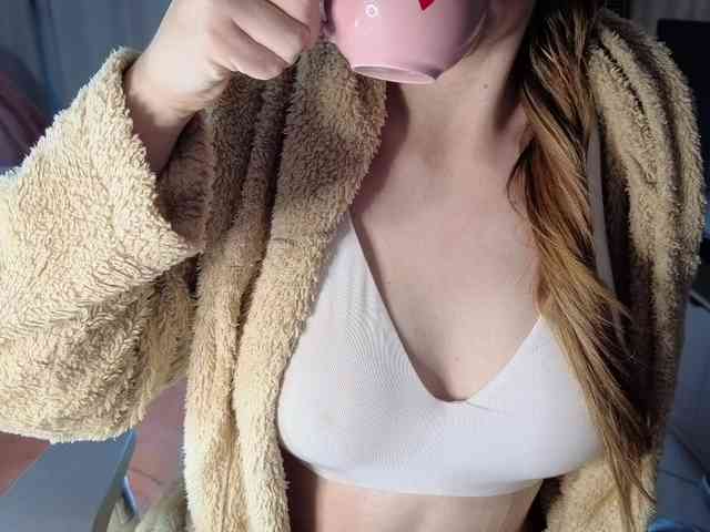 PassionateMommy webcam