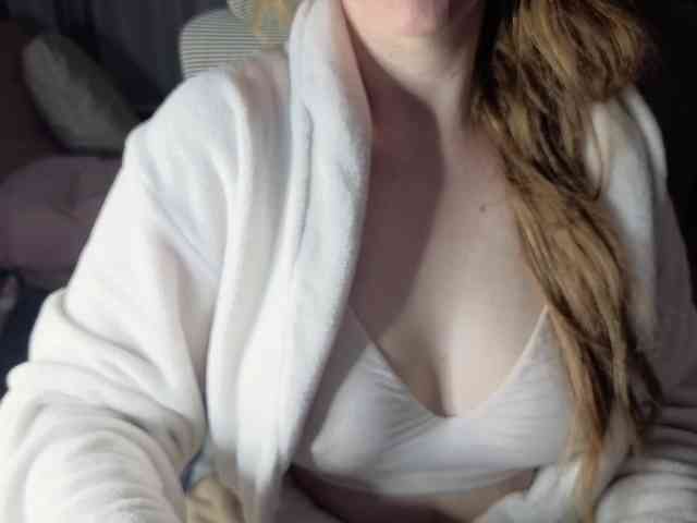 PassionateMommy webcam