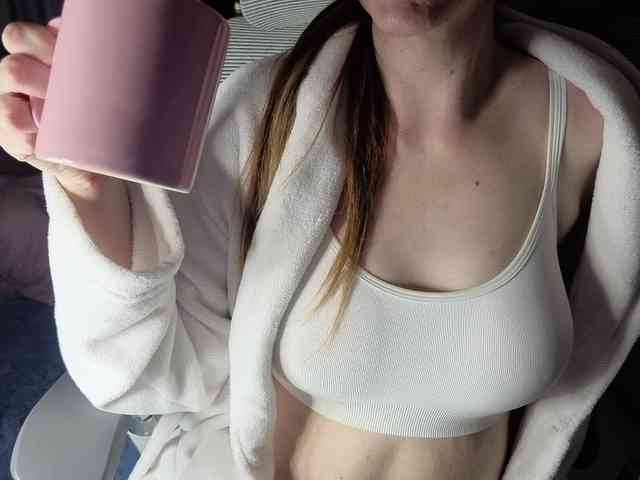 PassionateMommy webcam
