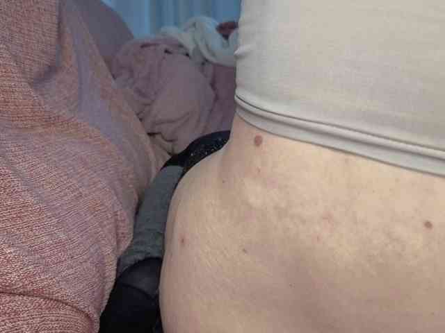 PassionateMommy webcam