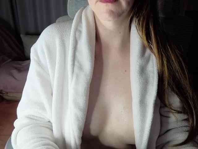 PassionateMommy webcam