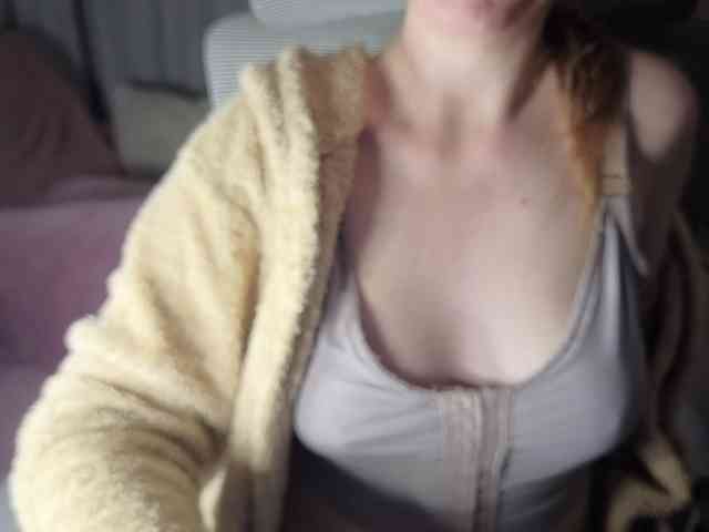 PassionateMommy webcam