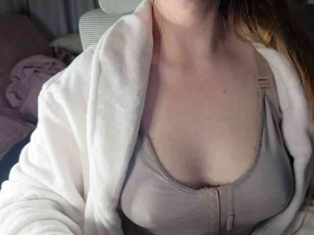 PassionateMommy webcam
