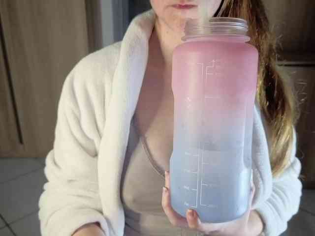 CreamyWoman
