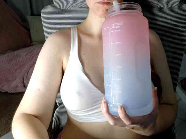 PassionateMommy webcam