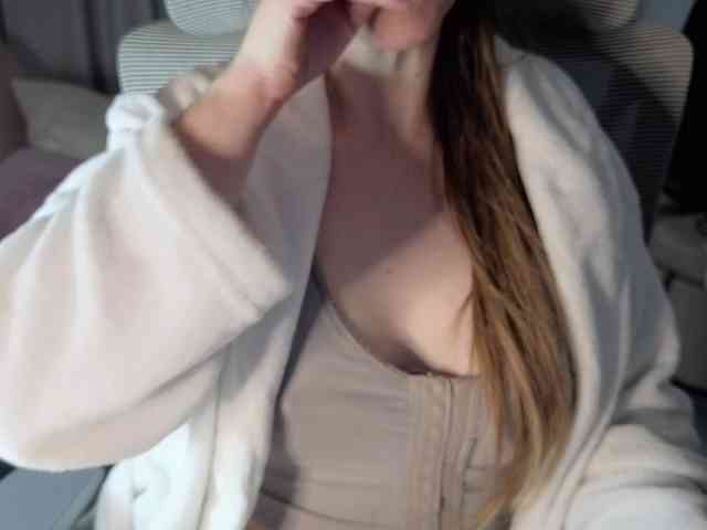 PassionateMommy webcam