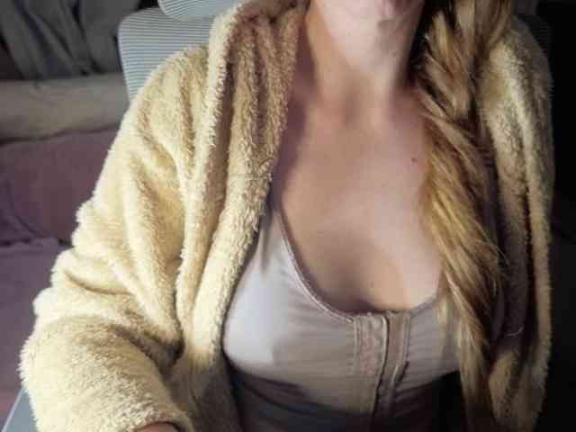 CreamyWoman