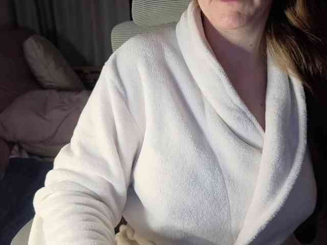 PassionateMommy webcam