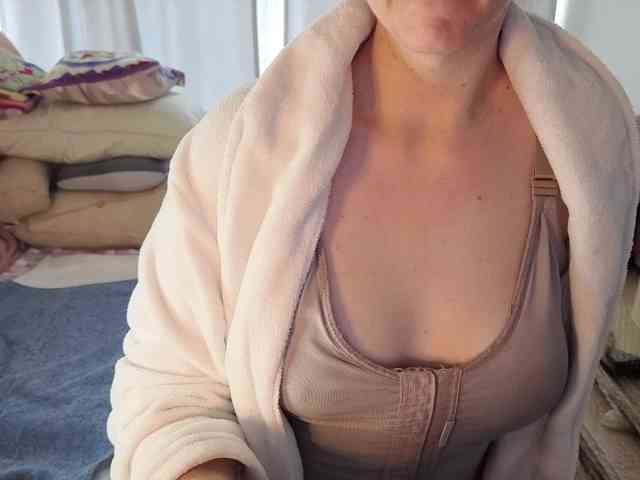 CreamyWoman CreamyWoman