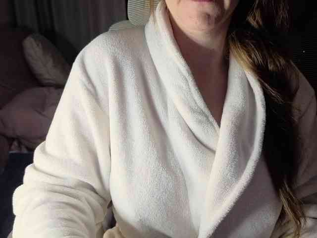 PassionateMommy webcam