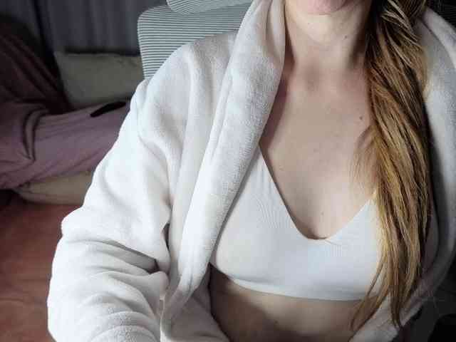 PassionateMommy webcam