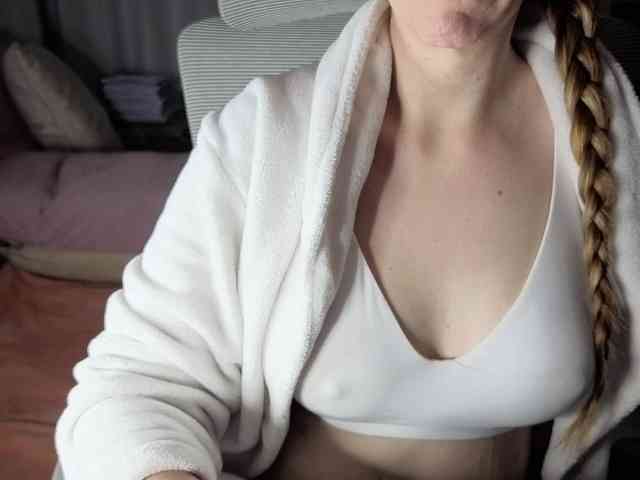 CreamyWoman