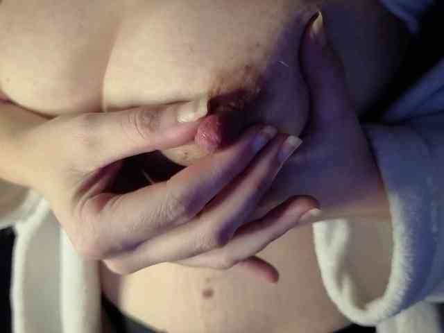PassionateMommy webcam