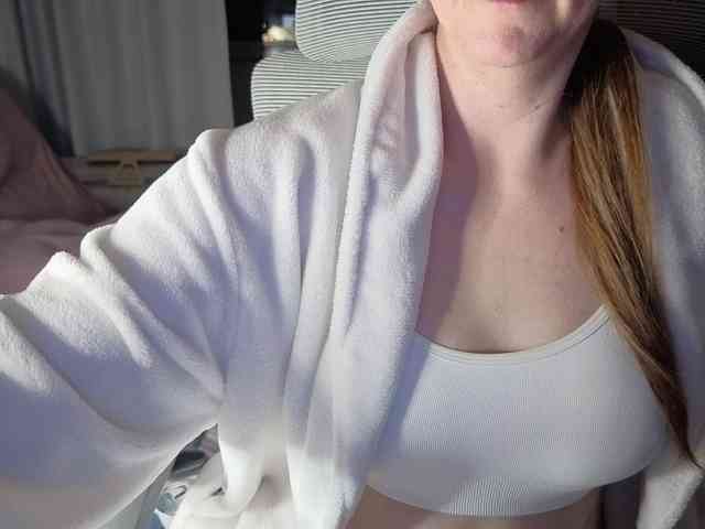 PassionateMommy webcam