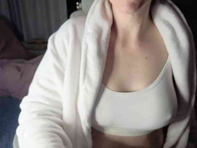 PassionateMommy webcam