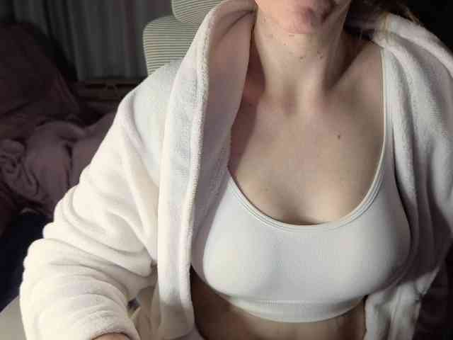 PassionateMommy webcam